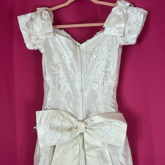 Vintage rosebuds and embroidery basque waist sheath style wedding dress small xs - Picture 4 of 16